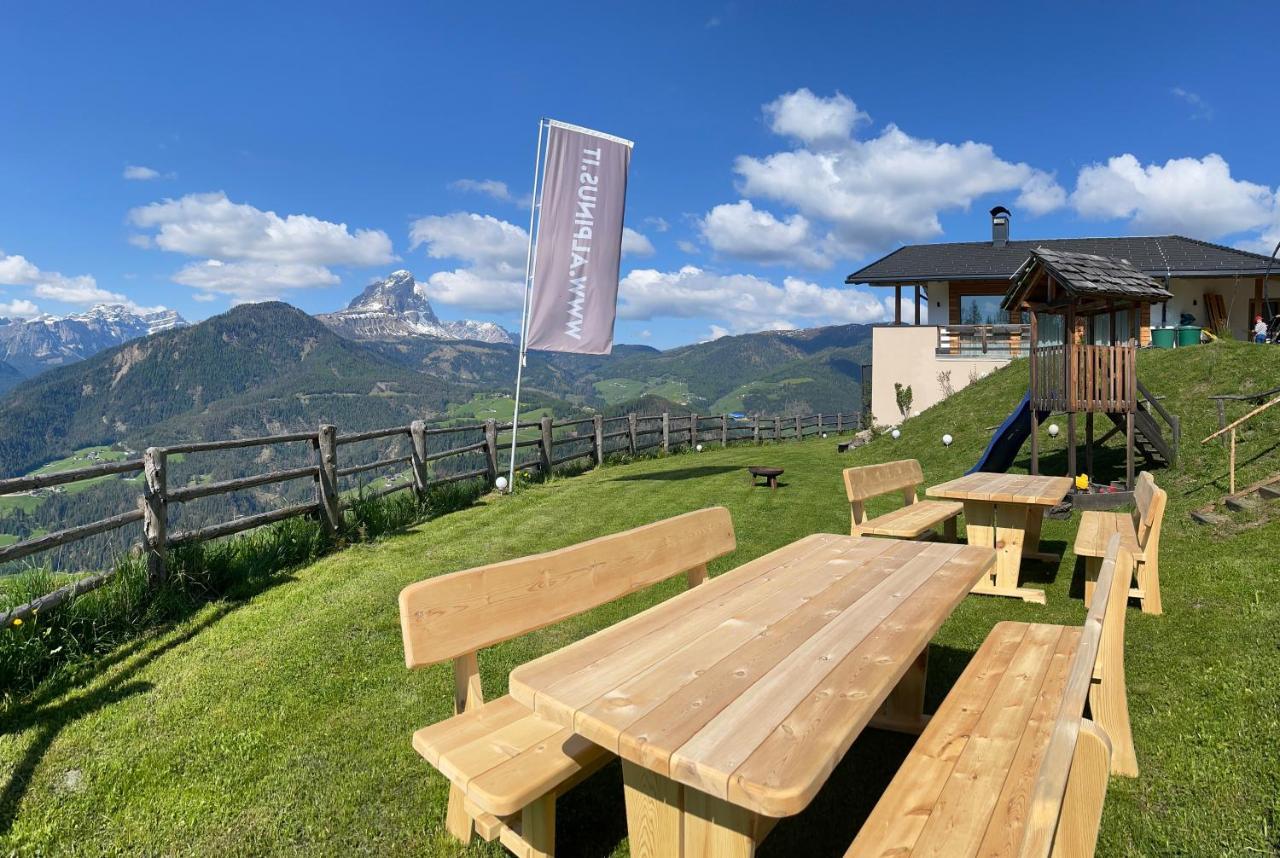 Apartament Alpinus Agriturism San Martino in Badia Zewnętrze zdjęcie