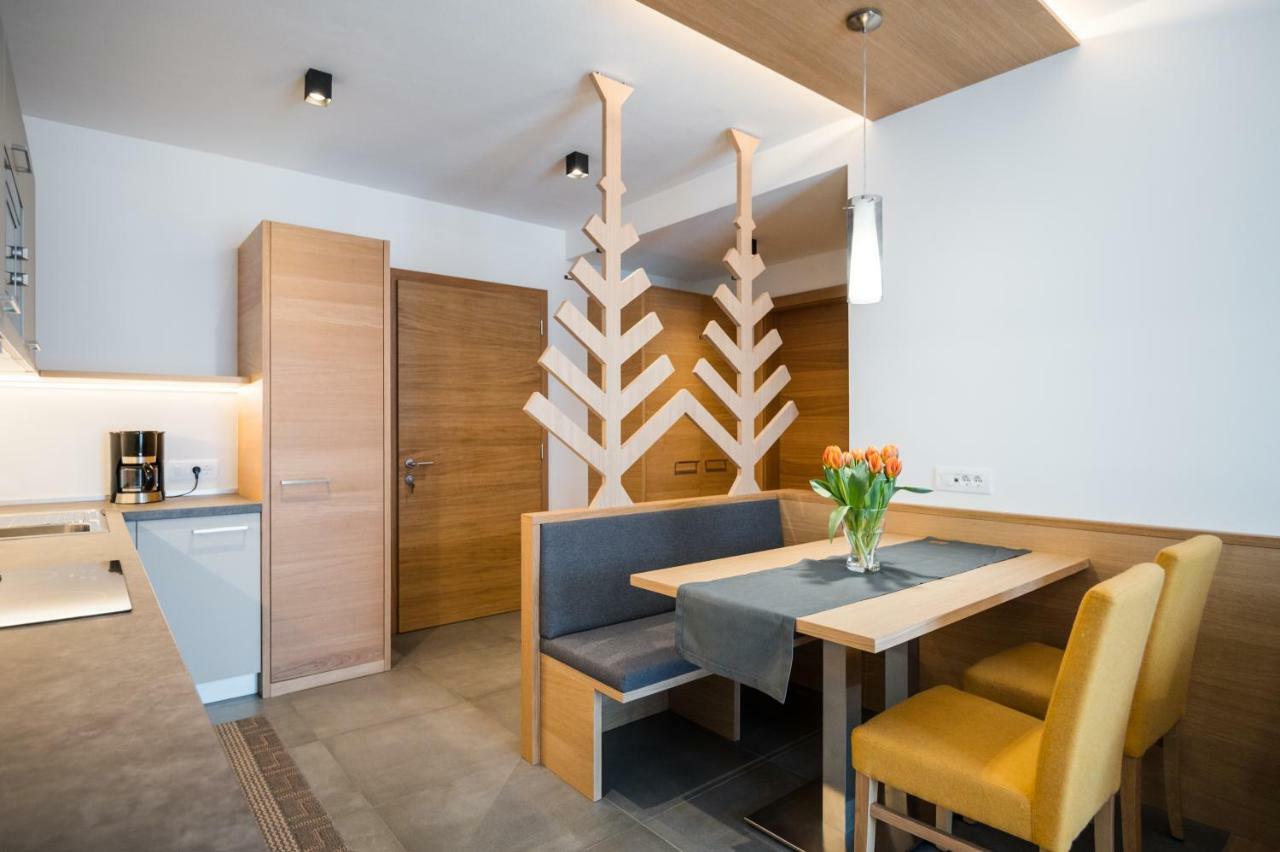 Apartament Alpinus Agriturism San Martino in Badia Zewnętrze zdjęcie